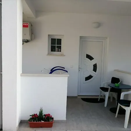 Neno Makarska
