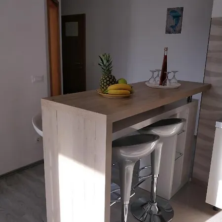 Apartment Neno *