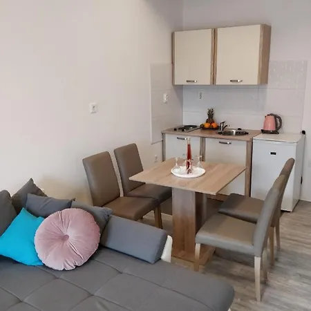 Neno Apartment
